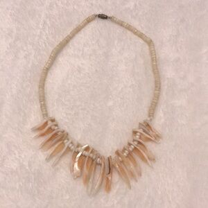 Vintage Handmade Shell Choker Necklace